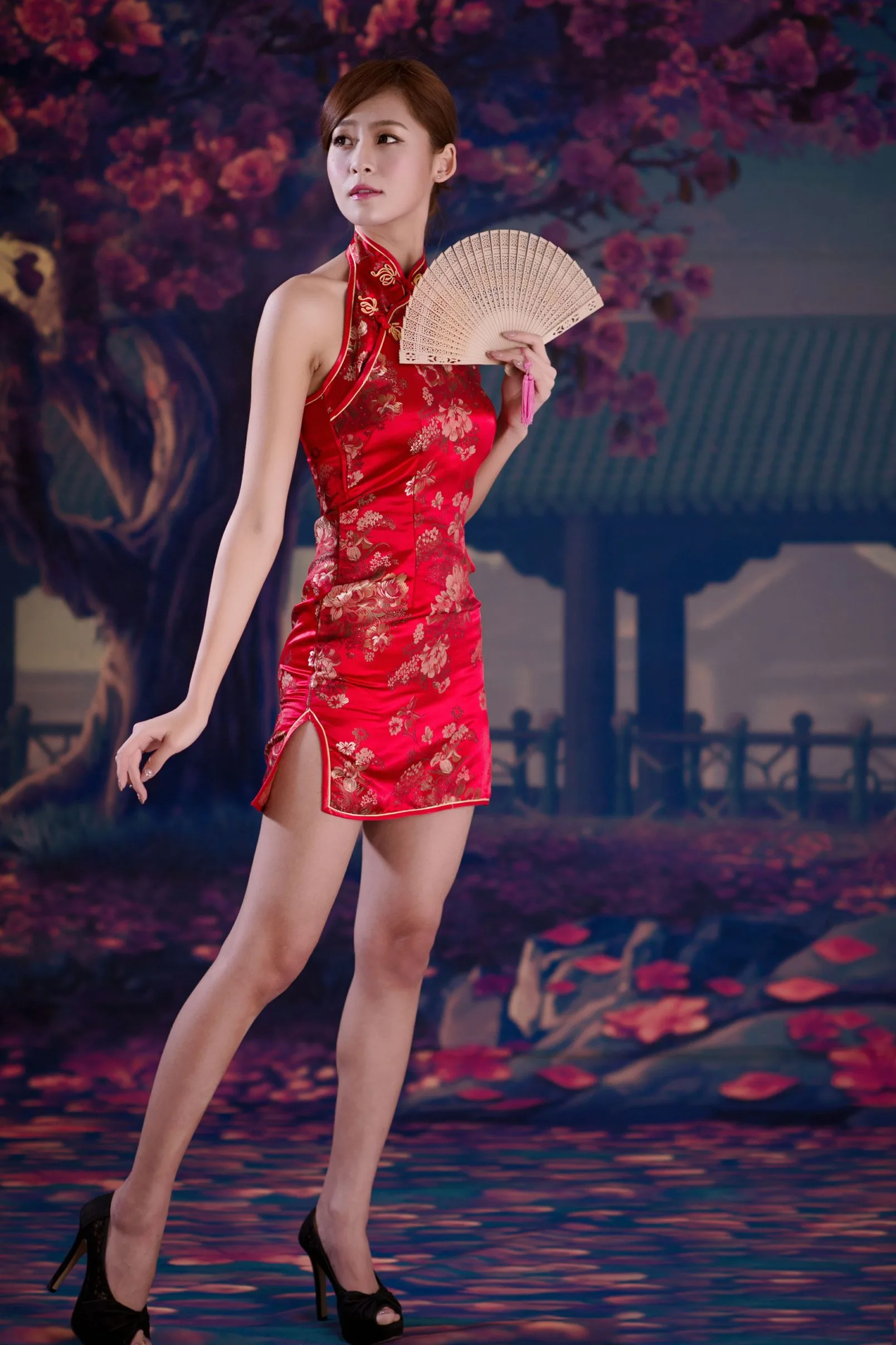 [Chương bổ sung BEAUTYLEG] Winnie Xiaoxue - Những bức ảnh gợi cảm và quyến rũ trong bộ sườn xám đỏ - 20